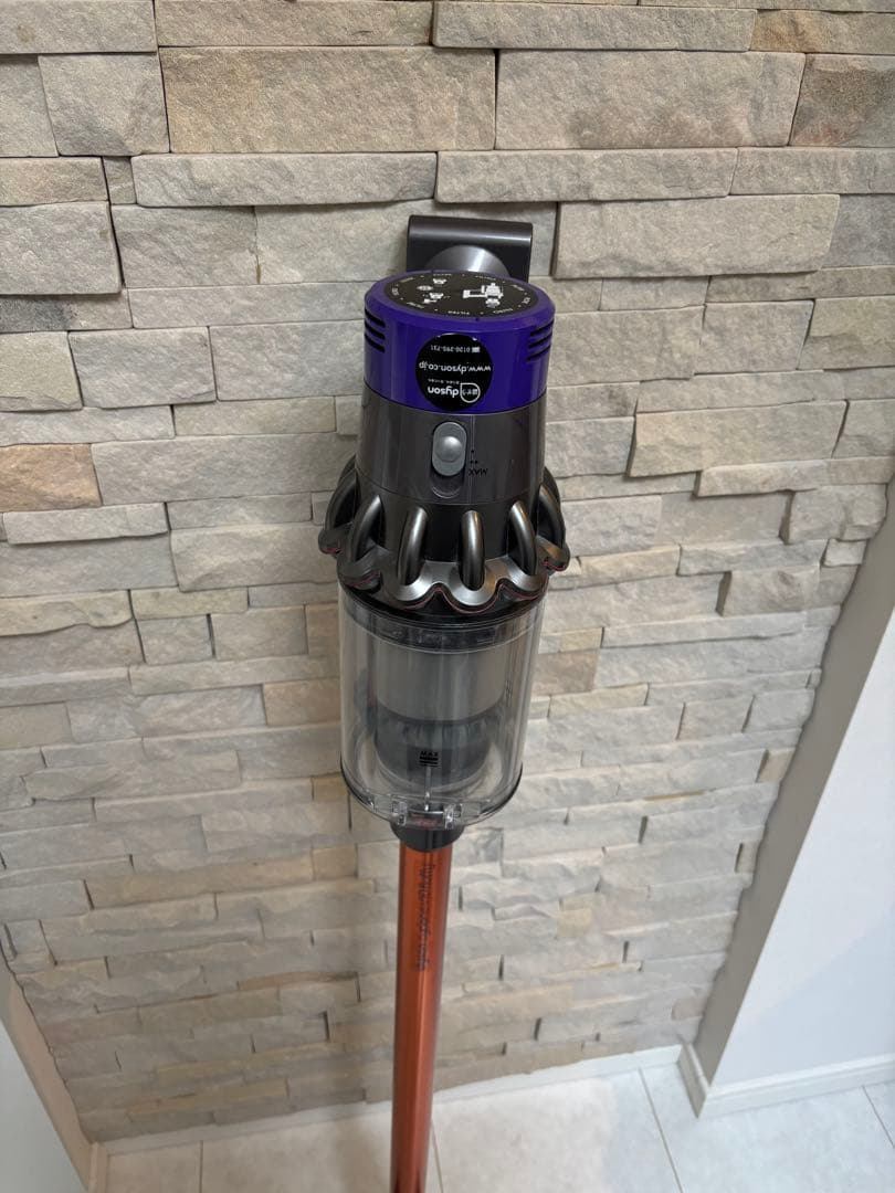 【美品】dyson ダイソン掃除機 sv12 スティッククリーナー
