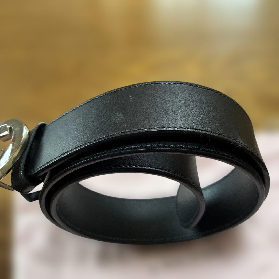 GUCCI ブラックレザーベルト ダブルGロゴ