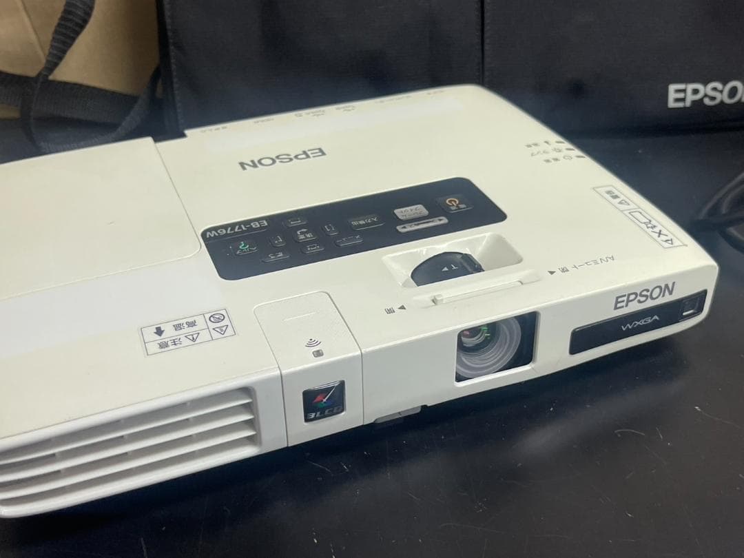EPSON EB-1776W プロジェクター 184時間