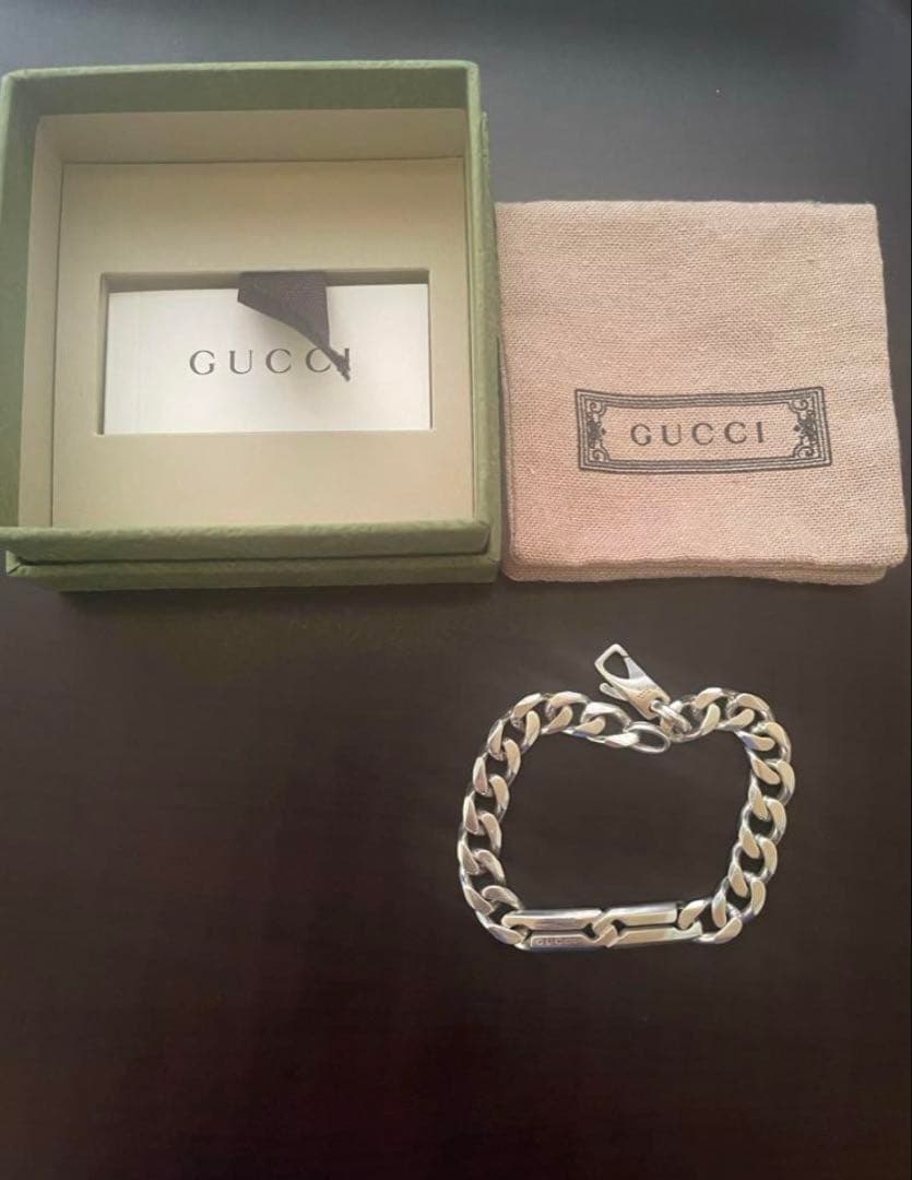 Gucci グッチ　ブレスレット