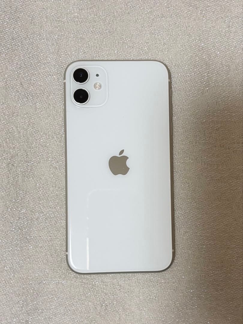 iPhone 11 128GB ホワイト 本体