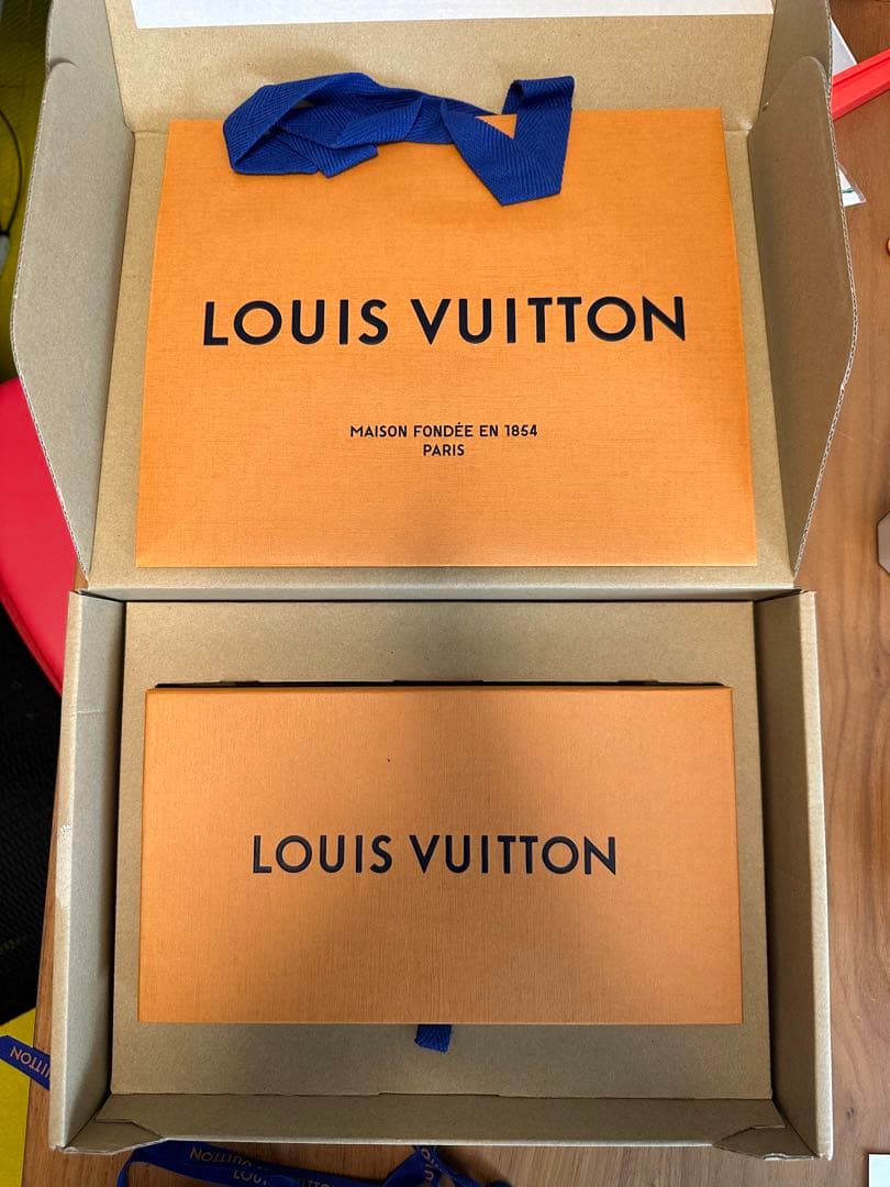 ほし【超美品】Louis Vuitton 長財布