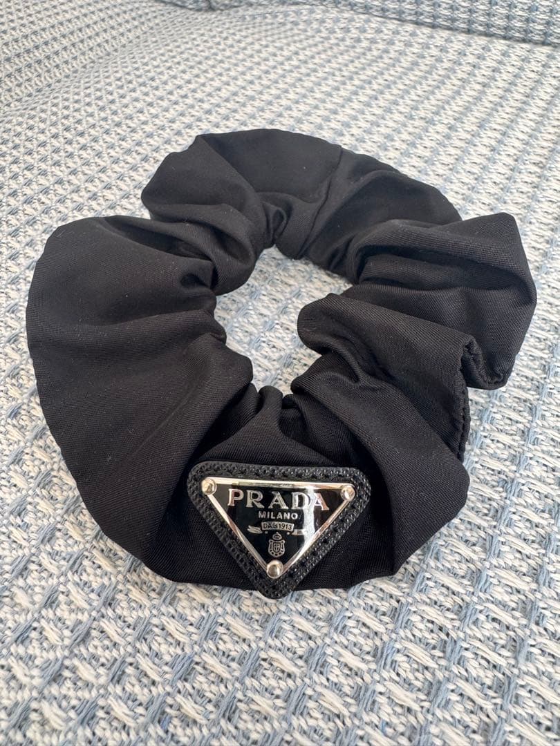 PRADA プラダ　シュシュ RE-NYLON