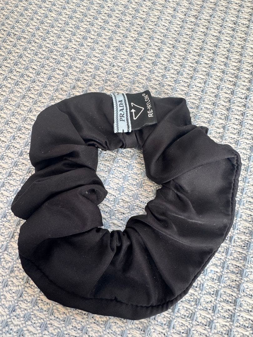 PRADA プラダ　シュシュ RE-NYLON