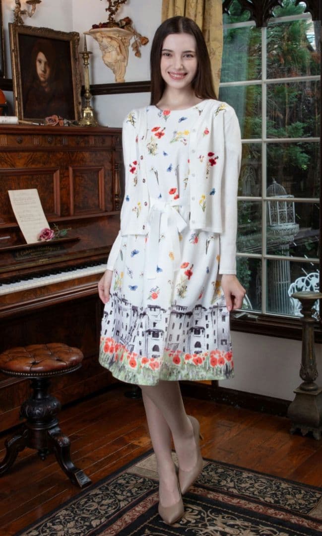 オレンジスーパービューティー春夏カタログ掲載ワンピース　白44(XL)新品