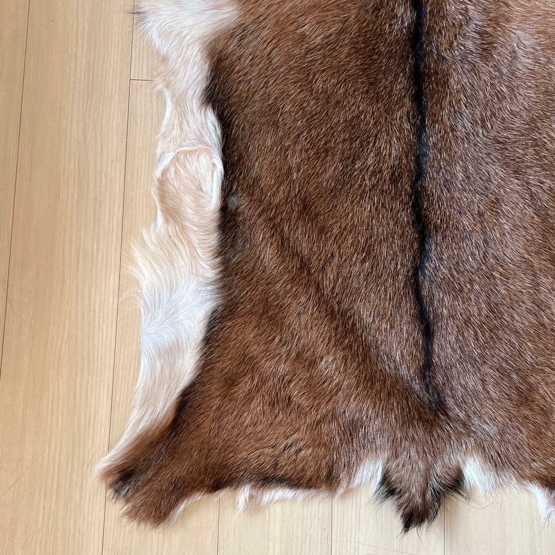 天然山羊毛皮 ヤギ皮 カーペット マット 本革 115*83cm