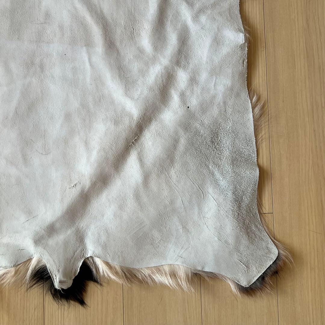 天然山羊毛皮 ヤギ皮 カーペット マット 本革 115*83cm