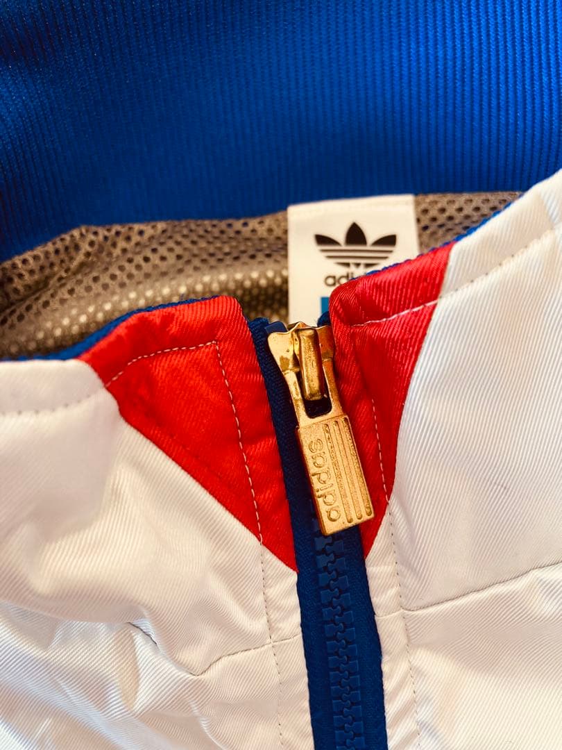 90's デサントアディダス セットアップ　ナイロン　トラックジャケット