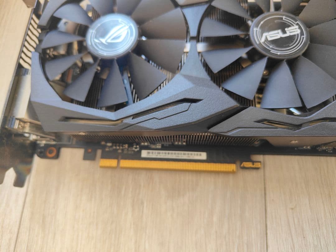 グラフィックボード・グラボ・ビデオカード ASUS ROG STRIX 1080