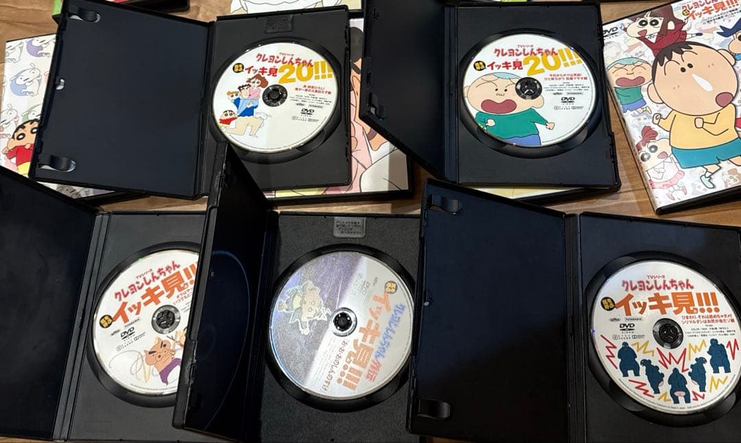 クレヨンしんちゃんDVD15枚セット