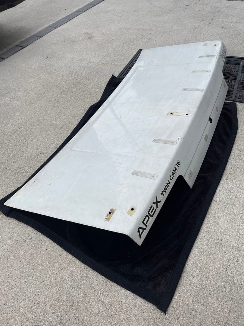 トヨタ純正 AE86 レビンリア トランク