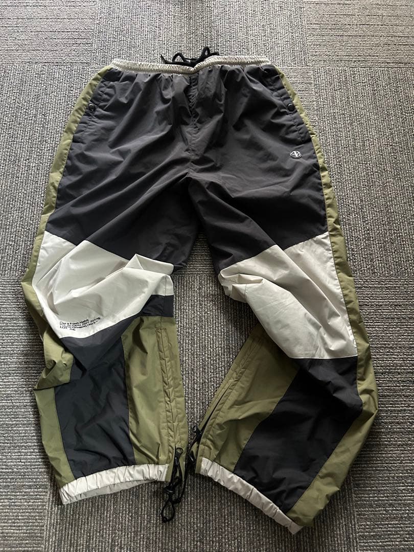 GAFH スノーウエア パンツ 韓国ブランド Mサイズ