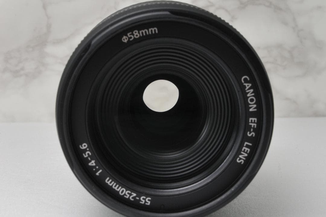 Canon EF-S 55-250mm IS⭐️望遠レンズ 手ぶれ補正 初心者