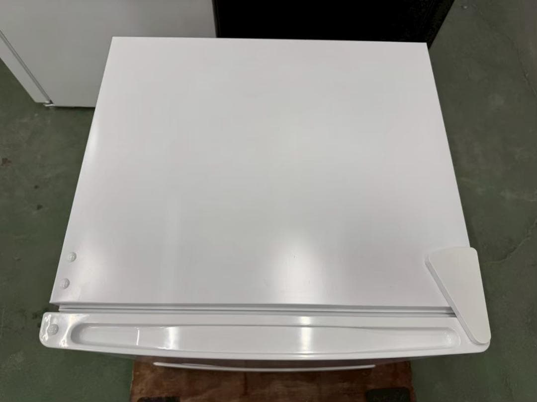 大阪送料無料★3か月保障★冷蔵庫★2018年★IRR-A051D-W★R-220