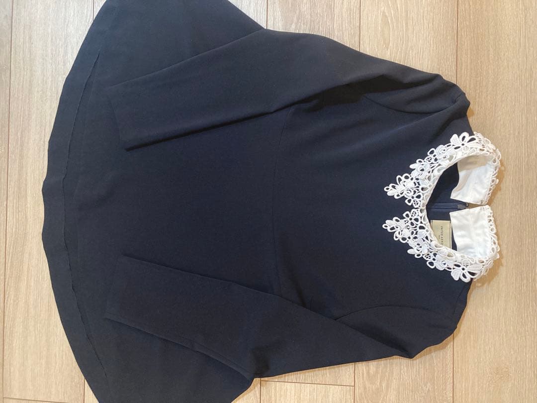 最終価格 united arrowsレース襟付き黒長袖トップス