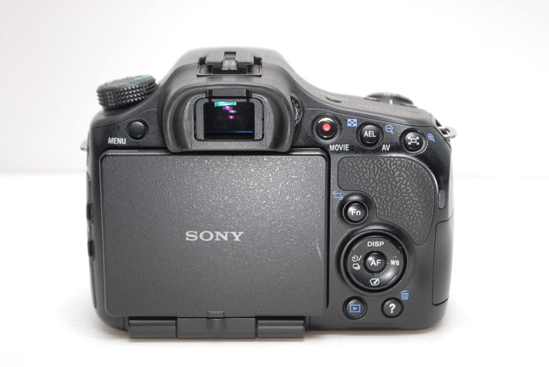 ❤️SONY α65❤️美品 手振れ補正付き 望遠レンズ付き 高速連写&追従AF