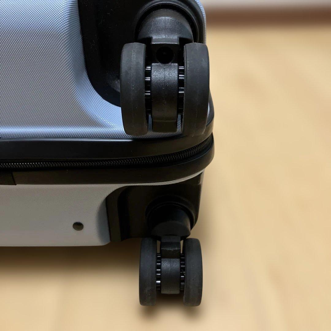 無印良品　キャリーバーの高さを調節出来るハードキャリーケース20L ライトブルー