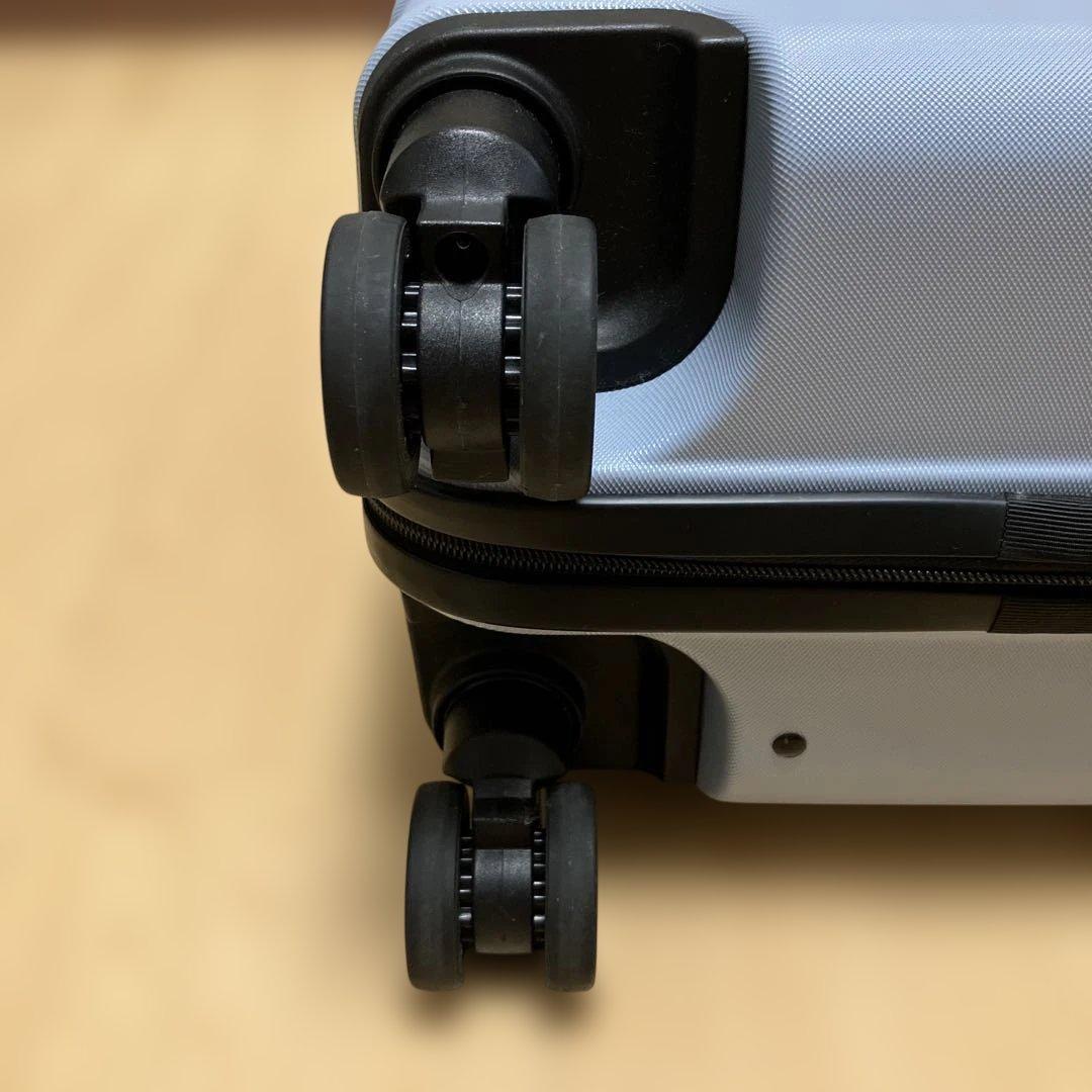 無印良品　キャリーバーの高さを調節出来るハードキャリーケース20L ライトブルー