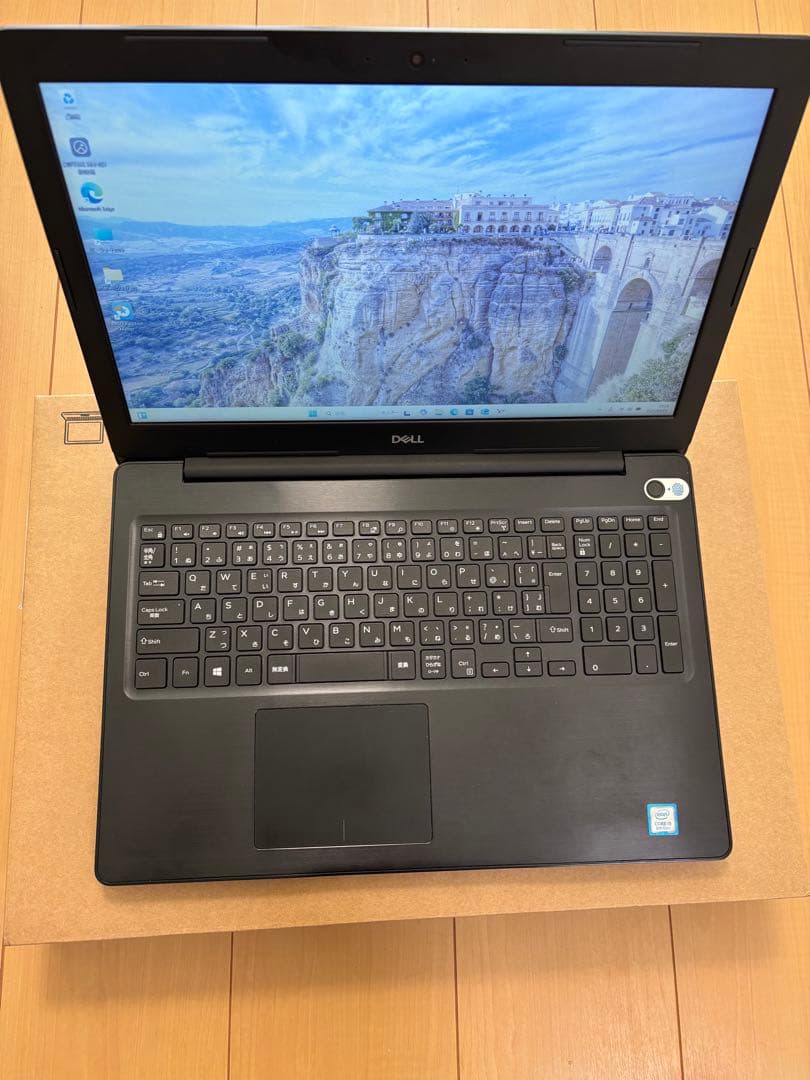 DELL ノートPC Intel Core i5 8th Gen