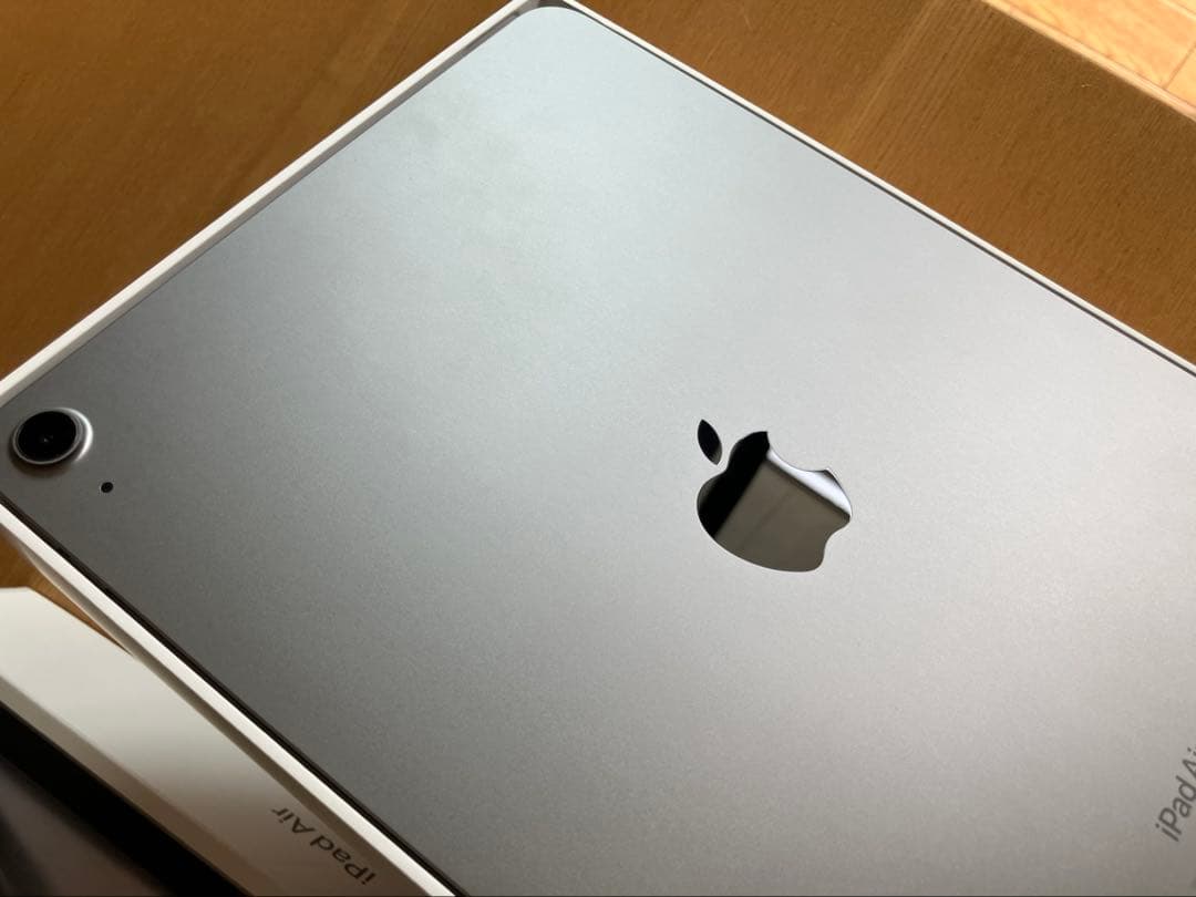 ほぼ新品 iPad Air M2 11インチ 128GB Wi-Fi 保証残あり