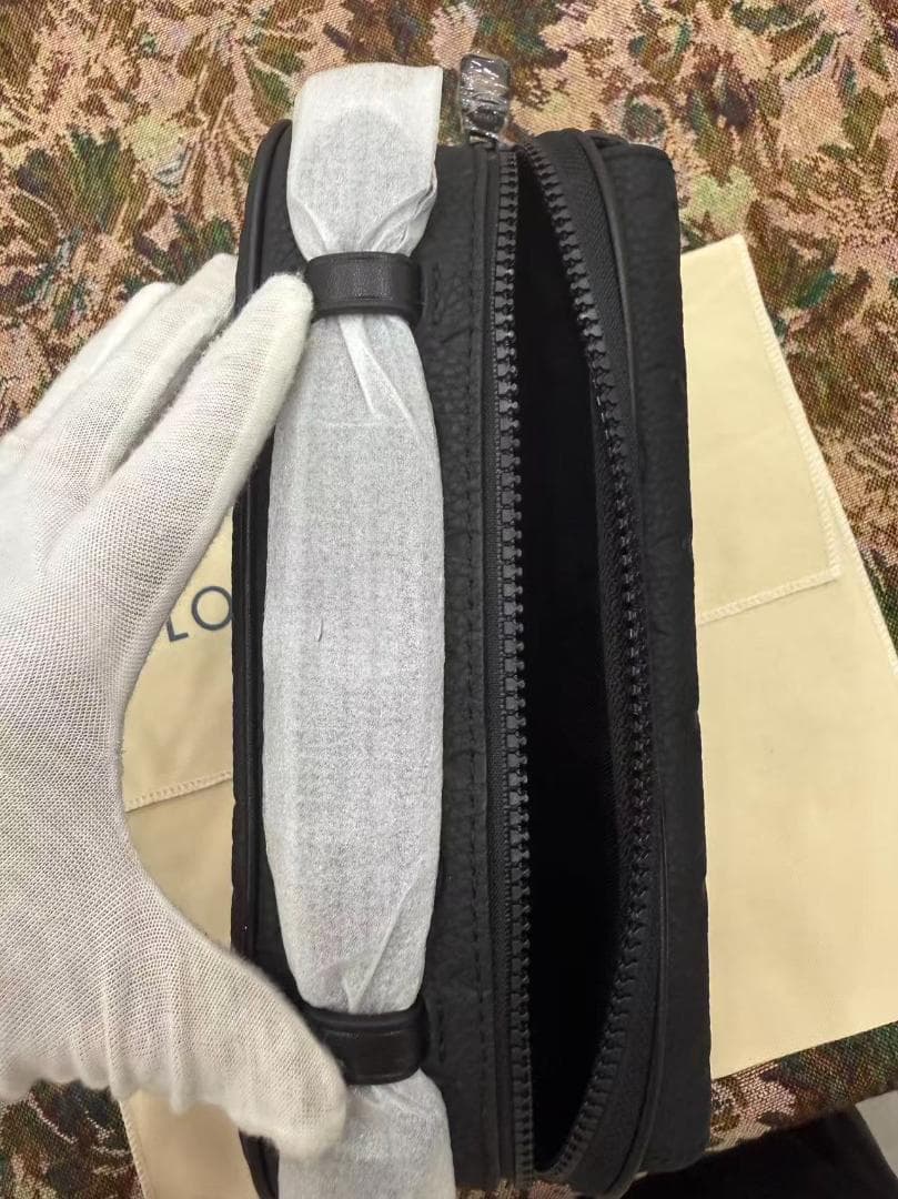 m58489 黒のショルダー、24時間以内発送