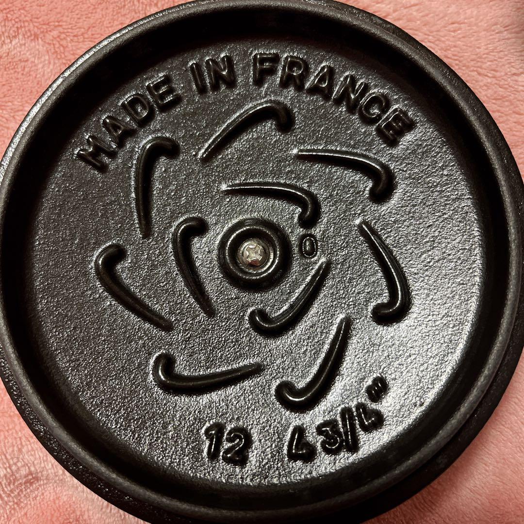 STAUB 鋳鉄製 両手鍋 12センチ　ココハン