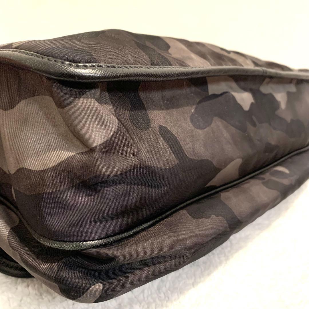 PRADA プラダ ショルダーバッグ 三角プレート　迷彩　ブラック