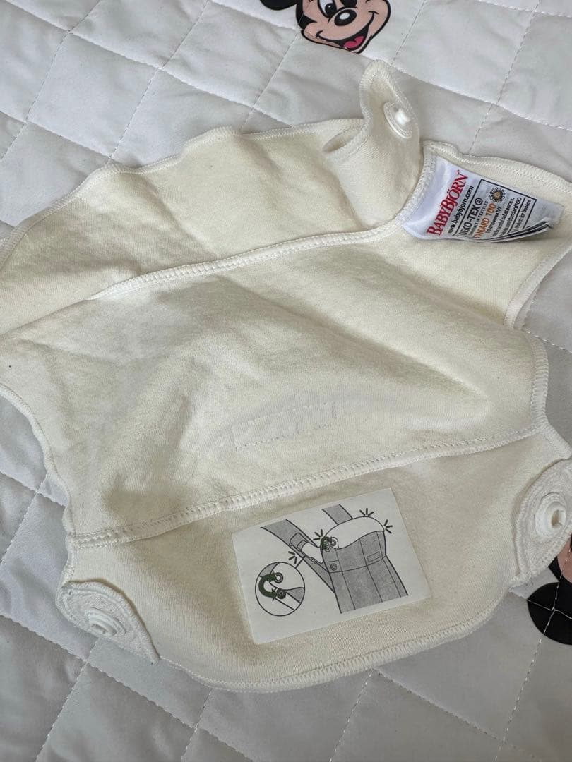 説明書、箱付き　ベビービョルン　ハーモニー　抱っこ紐　スタイ