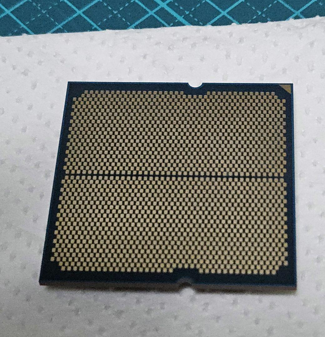 AMD Ryzen 7 9700X バルク品