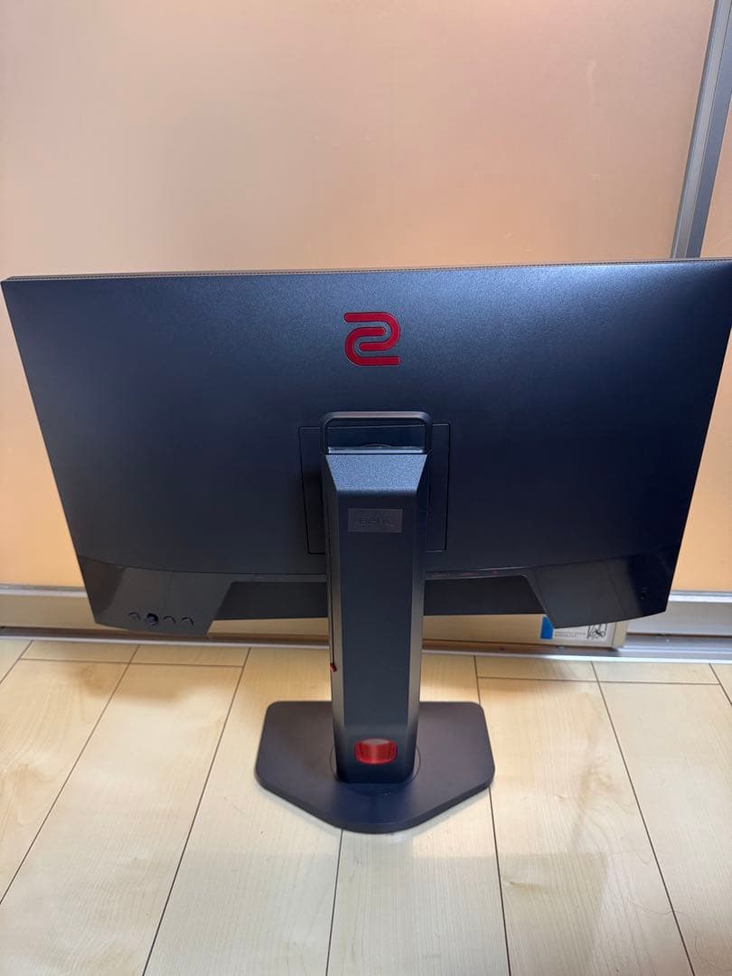 BenQ ゲーミングモニター XL2411K (24インチ)