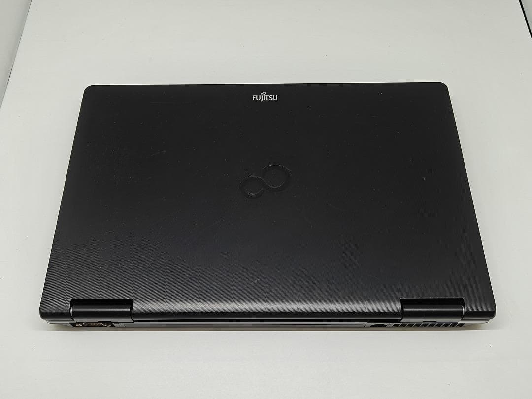 【FUJITSU】爆速 Core i7/新品SSD256GBノートパソコン　E7