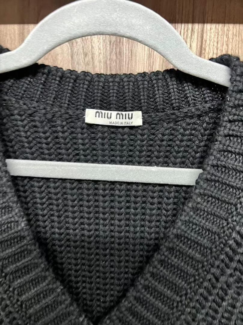 MIU MIU ダークグレー Vネック ニット 38