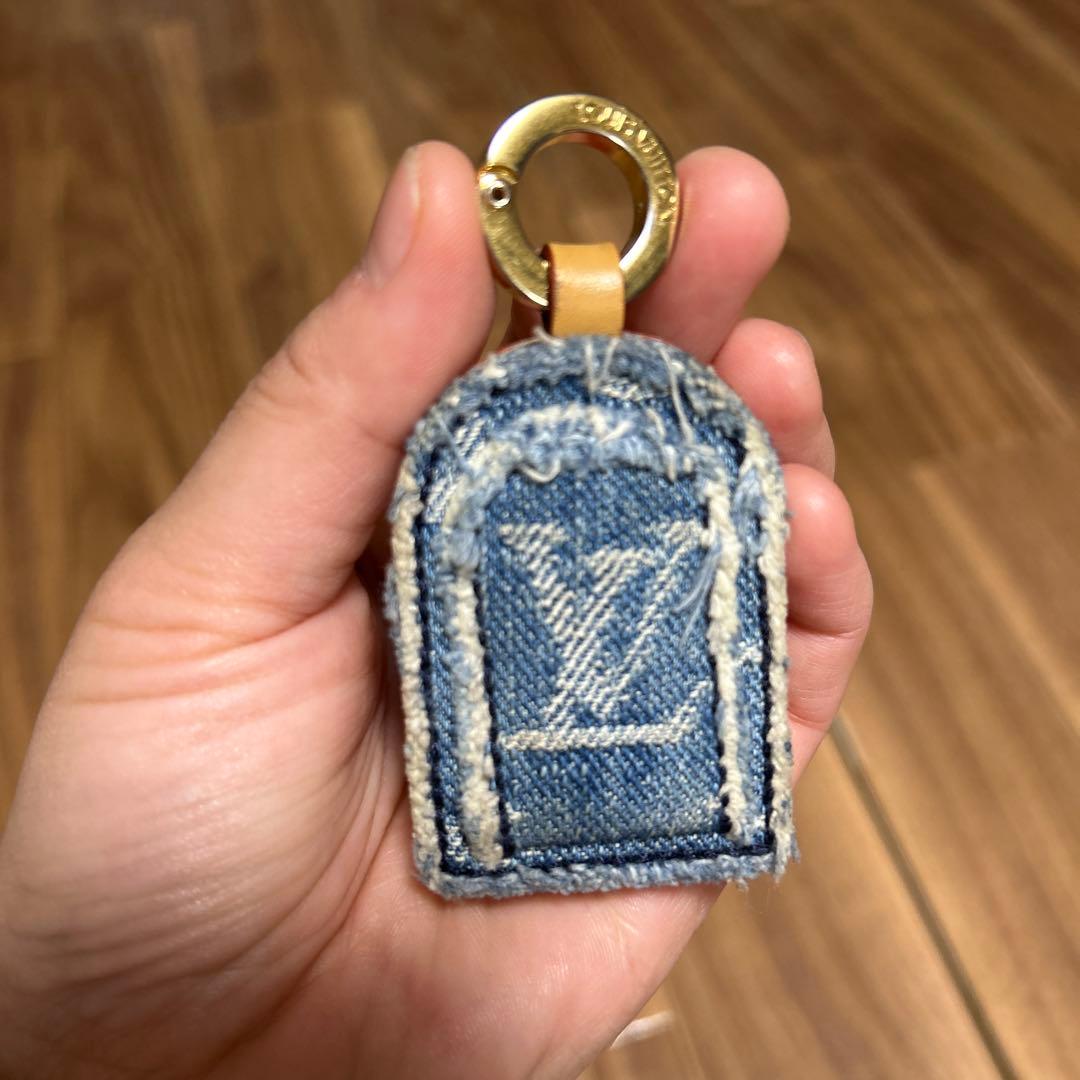 LOUIS VUITTON デニムキーホルダー
