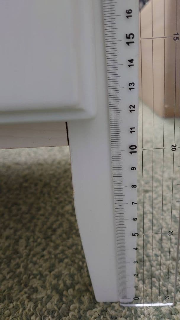 白色キャビネット棚 上部ガラス面引き出し付き