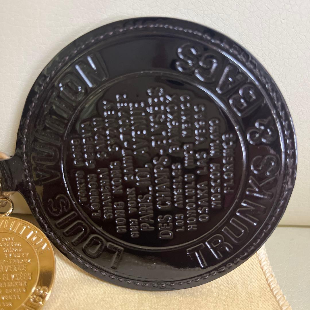 みゆ未使用品ルイヴィトンチャーム.キーホルダー