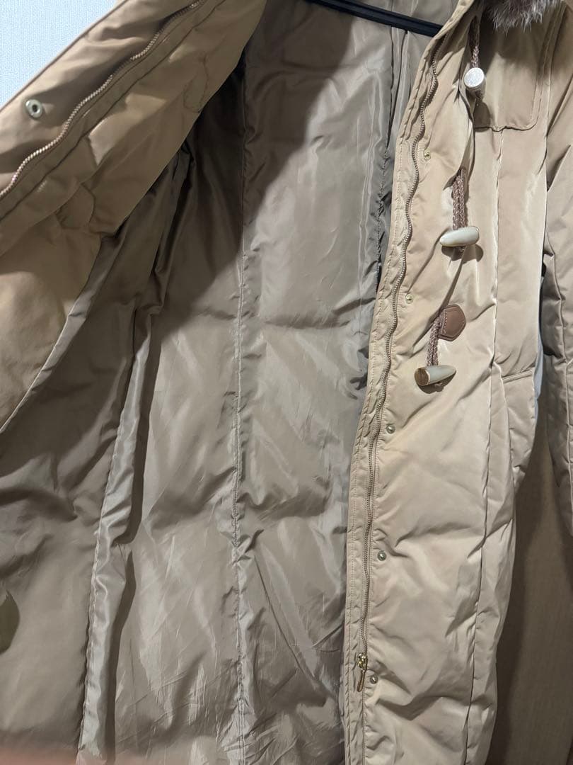 ファー付きフード ベージュダウンコート