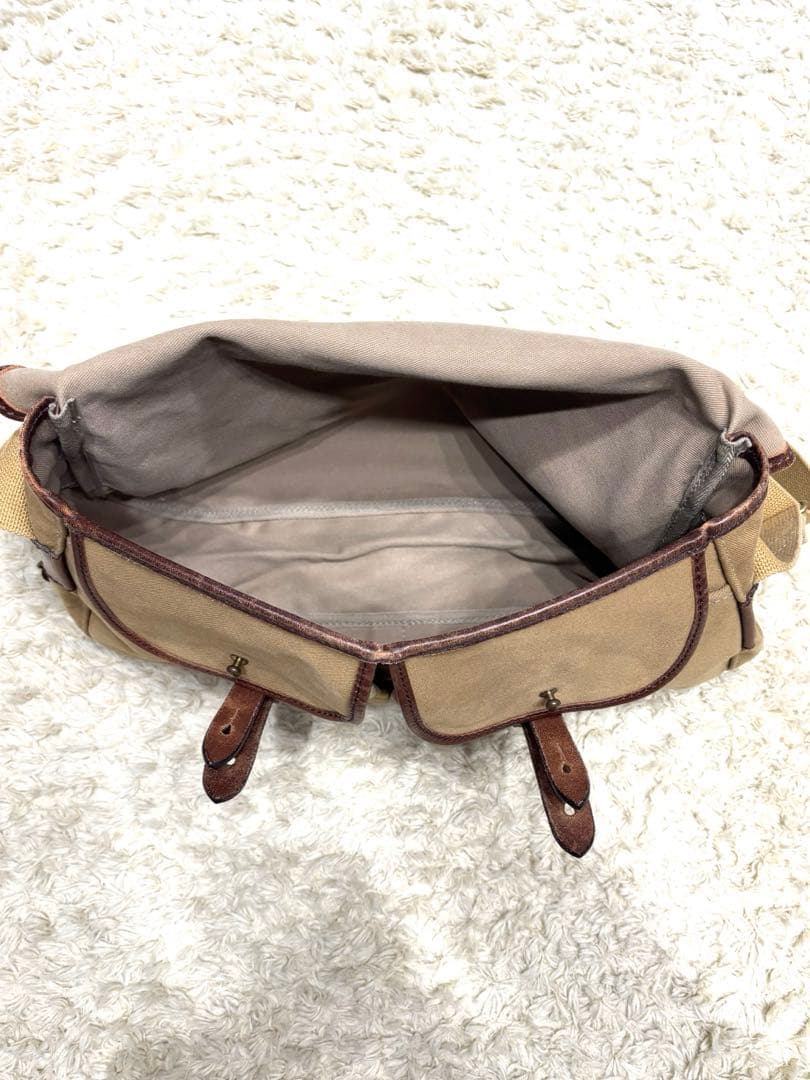 Brady アリエルトラウト ラージ　ベージュ