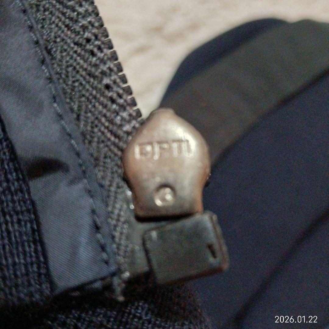 美品　プラダ　ウール　リブ　ジップアップ　ジャンパー