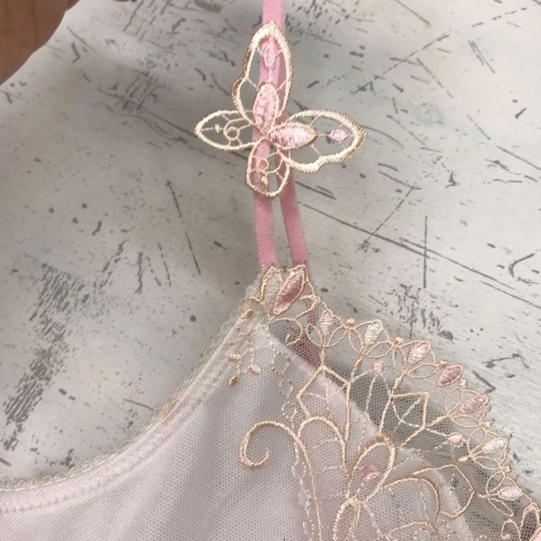 ロマンティック　フェアリー古着 Salute 薔薇　蝶々刺繍　キャミ