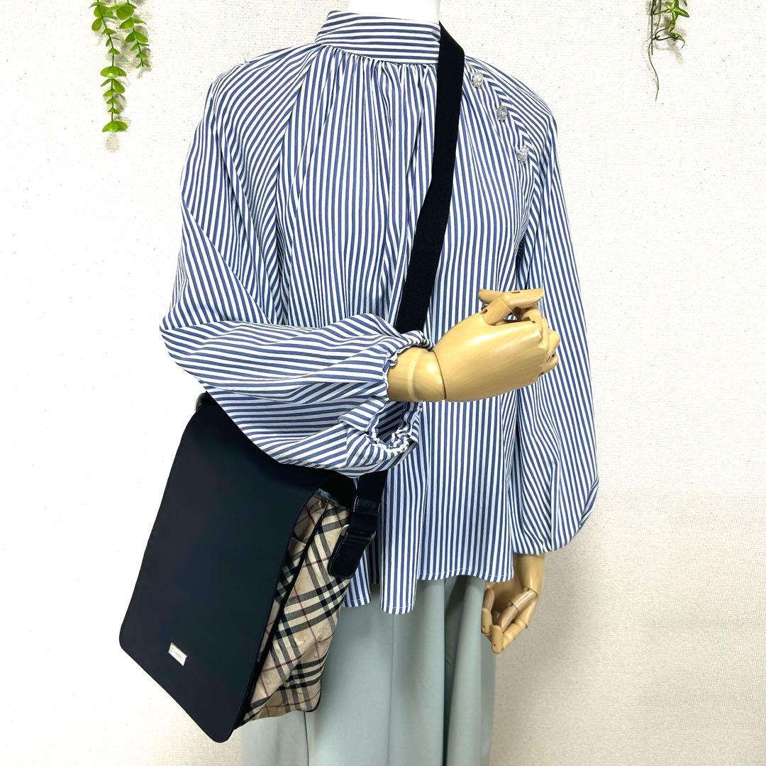 バーバリー　ノバチェック　ショルダーバッグ　メッセンジャーバッグ