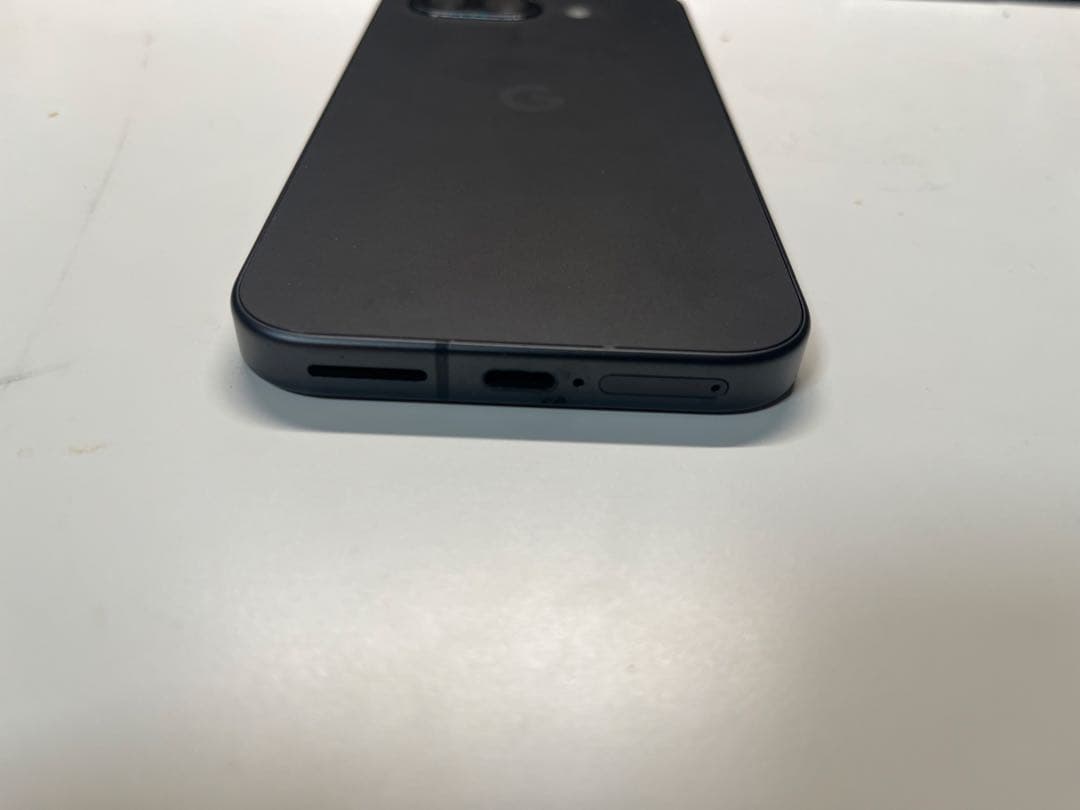 美品　Google Pixel 9a 128GB オブシディアン　ケースフィルム