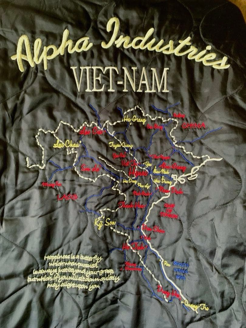 アルファ ジャケット スカジャン　キルティング　刺繍　龍　福 黒 M