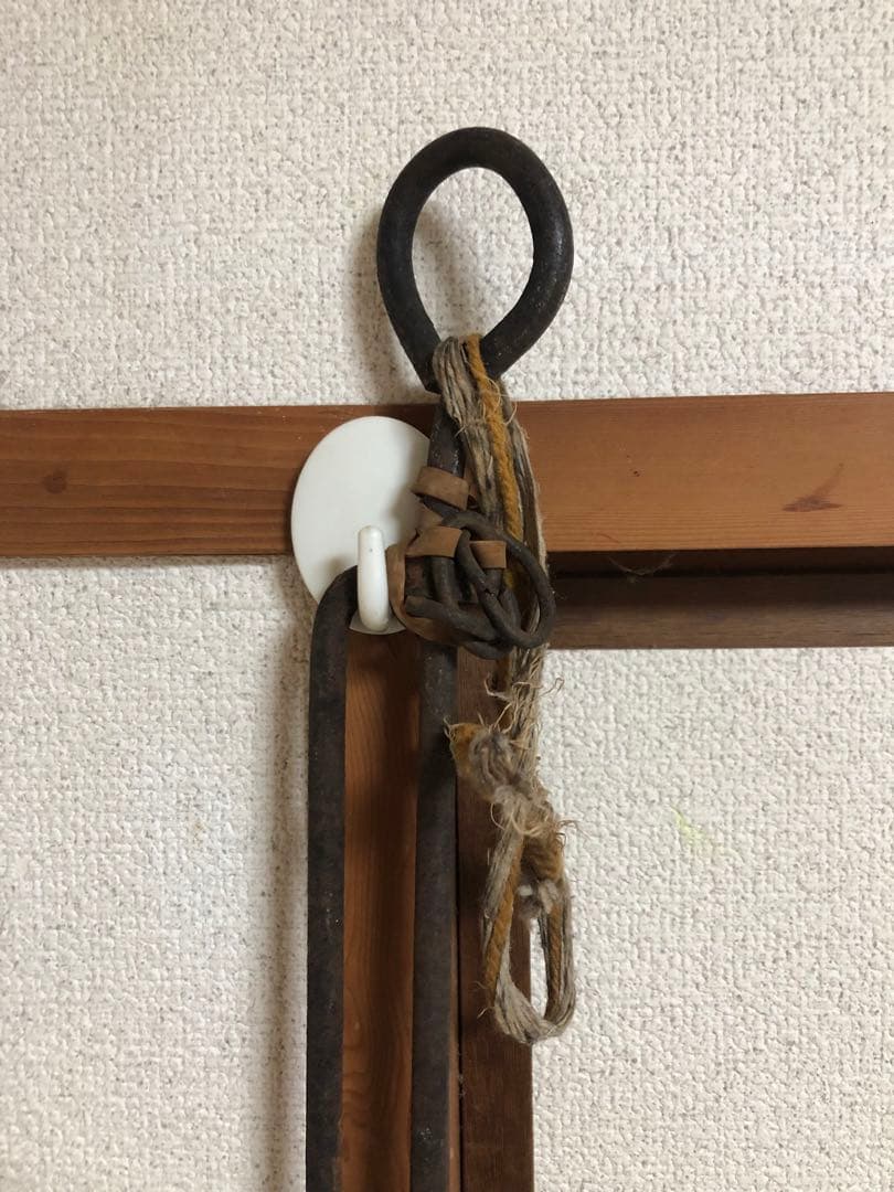 自在鉤　鯉　木彫り　囲炉裏