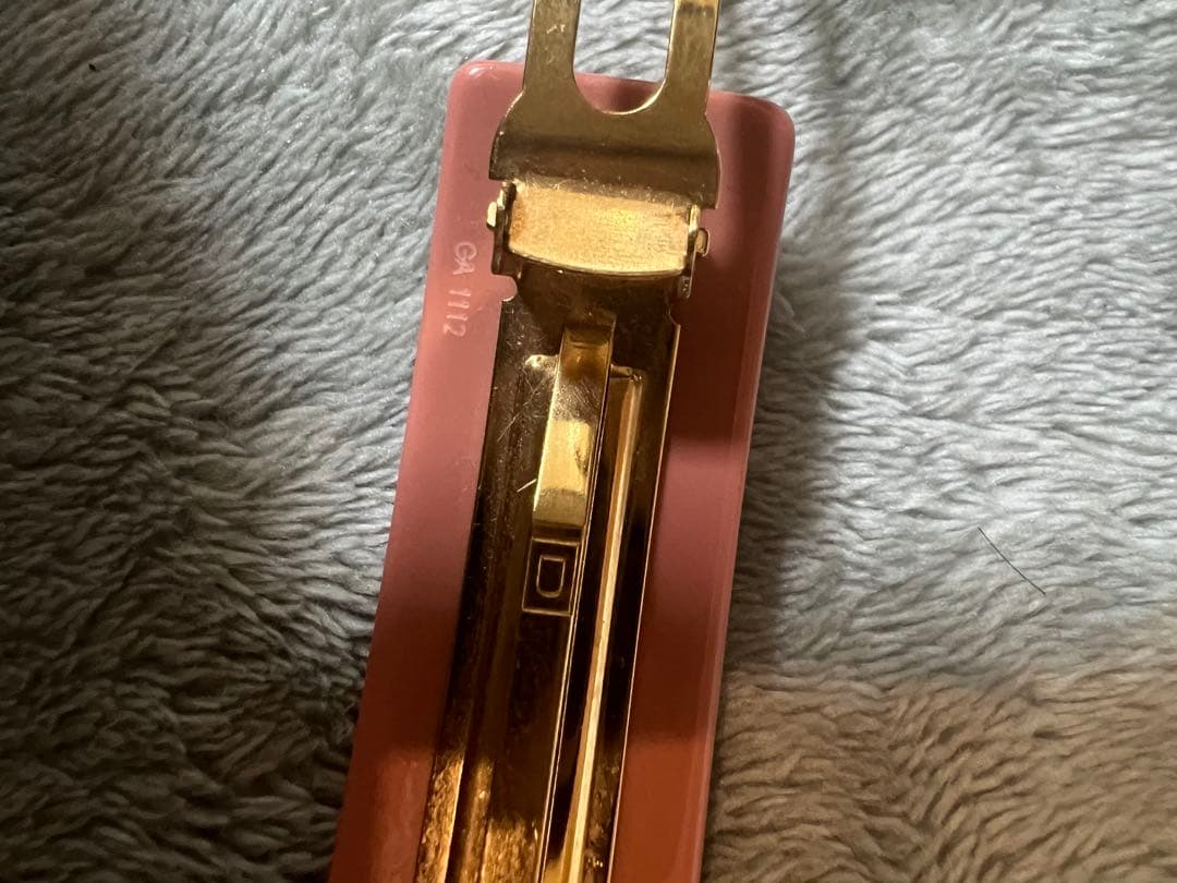 ルイ・ヴィトン バレッタ ピンク ゴールド ストーン