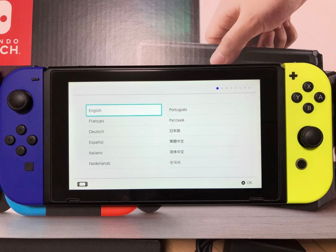 Nintendo Switch 本体 ネオン赤青