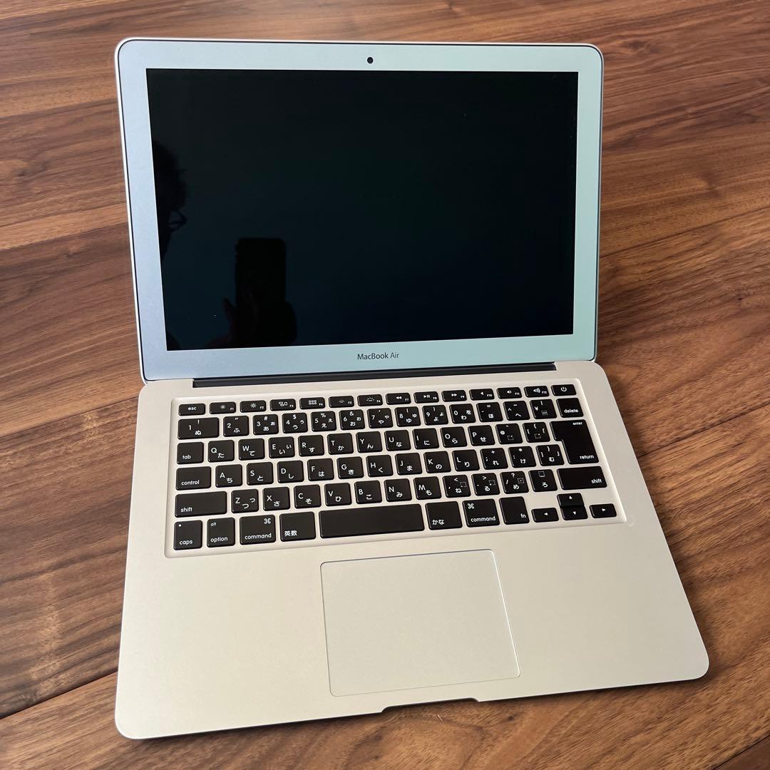 MacBook本体 MacBookAir (13-inch, Early 2014)