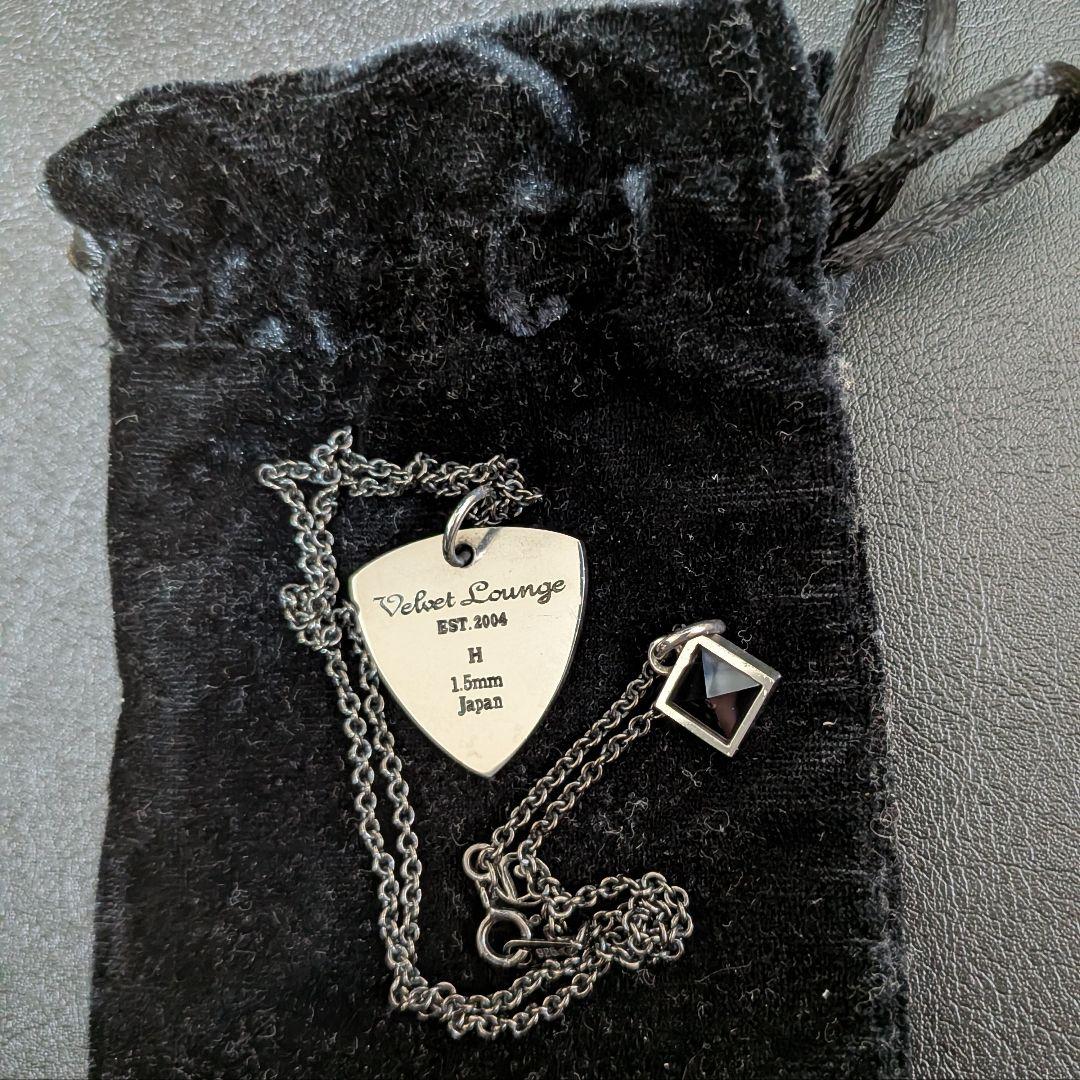 ◆ ヴェルヴェットラウンジ◆ ピック ウィズ スタッド チャーム ペンダント