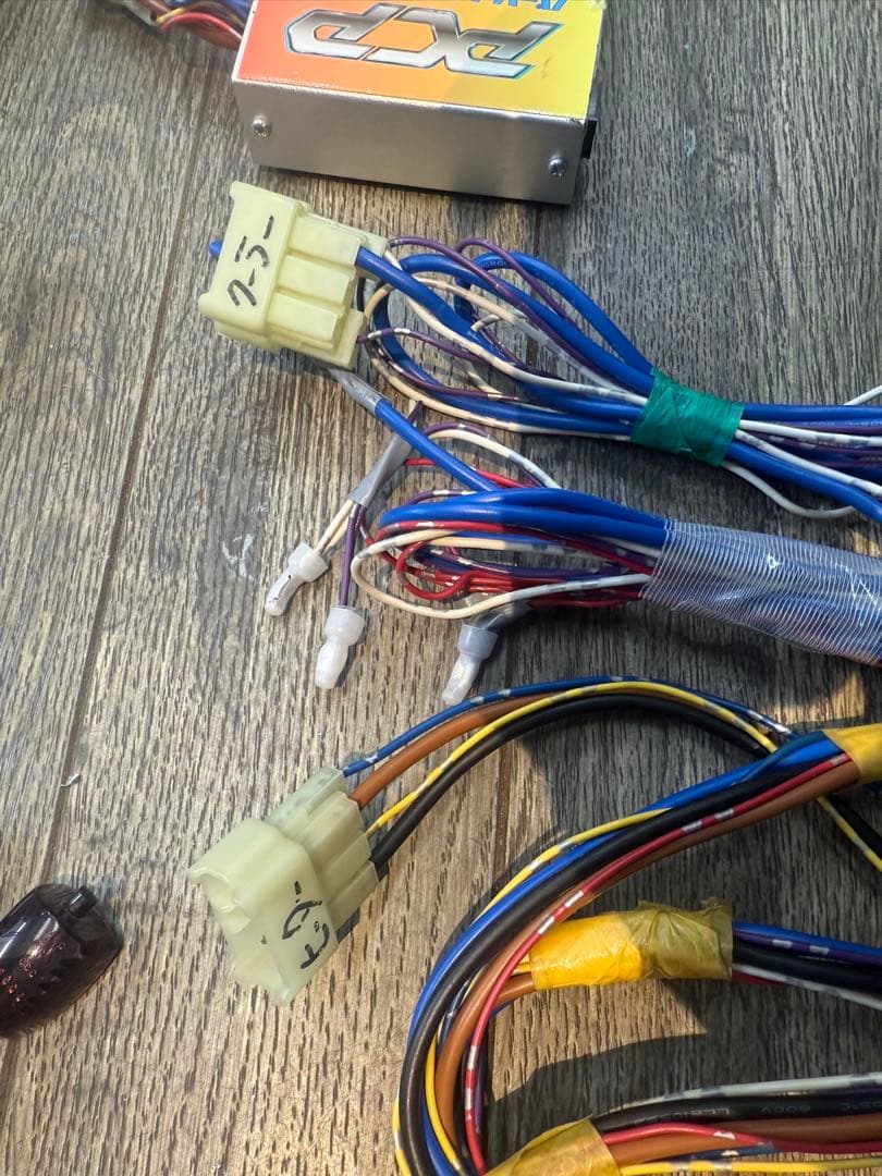 ハイエース用リアエアコン オートコントロールユニットHRATAIRCONX-V2