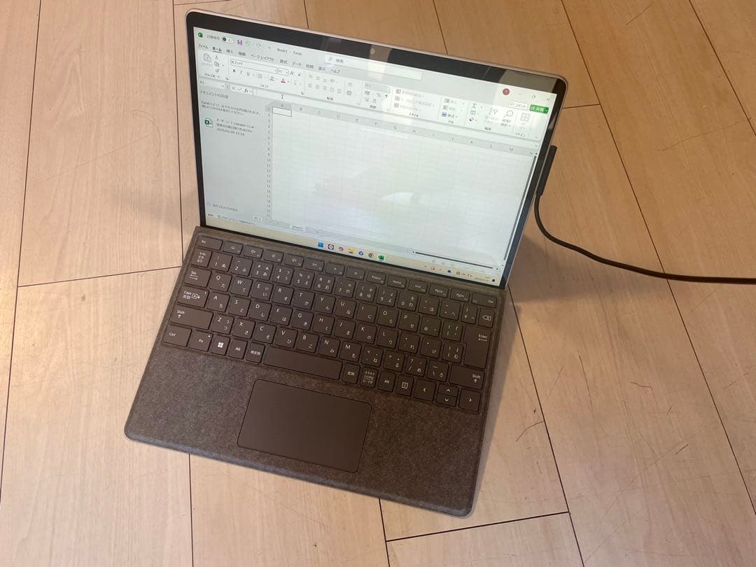 Surface Pro 9 i5/8GB/128GB 純正美品