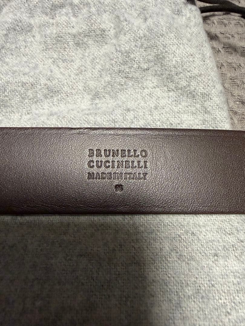 美品！BRUNELLO CUCINELLI リバースレザーベルト95チップ付き